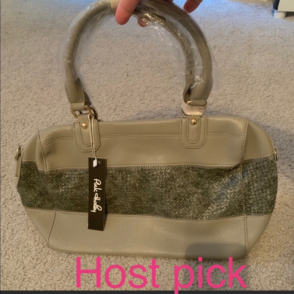 Handbag with shoulder strap